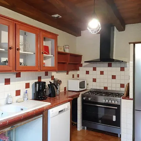 Дом отдыха Ancien Moulin Renove Avec Piscine Et Jardin, Ideal Familles, Vignobles Du Cognac - Fr-1-653-88