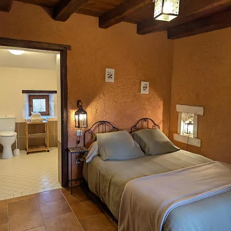 Дом отдыха Ancien Moulin Renove Avec Piscine Et Jardin, Ideal Familles, Vignobles Du Cognac - Fr-1-653-88 *