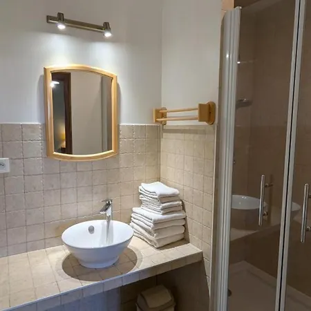 Дом отдыха Ancien Moulin Renove Avec Piscine Et Jardin, Ideal Familles, Vignobles Du Cognac - Fr-1-653-88 Lignieres-Ambleville