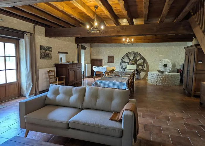 Сasa de vacaciones Ancien Moulin Rénové Avec Piscine Et Jardin, Idéal Familles, Vignobles Du Cognac - Fr-1-653-88 Lignieres-Ambleville