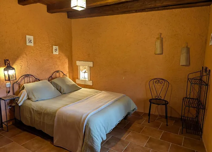 Ancien Moulin Rénové Avec Piscine Et Jardin, Idéal Familles, Vignobles Du Cognac - Fr-1-653-88 *